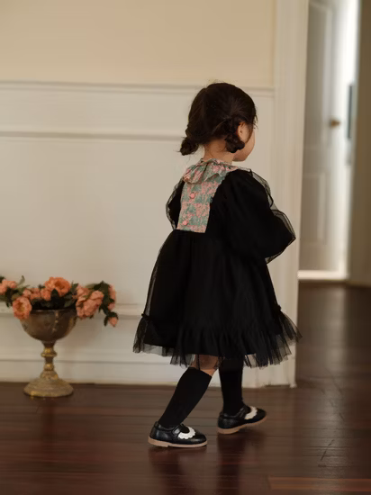 Robe de filles jupe de gaze noire robe de princesse pour enfants jupe Tutu Aisha de style étranger